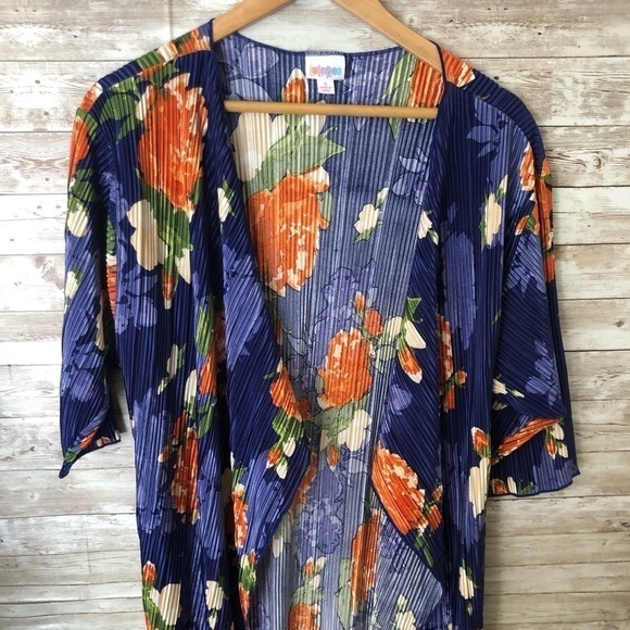 LuLaRoe Cardigans/Sweaters, Size S - Picture 9 of 9
